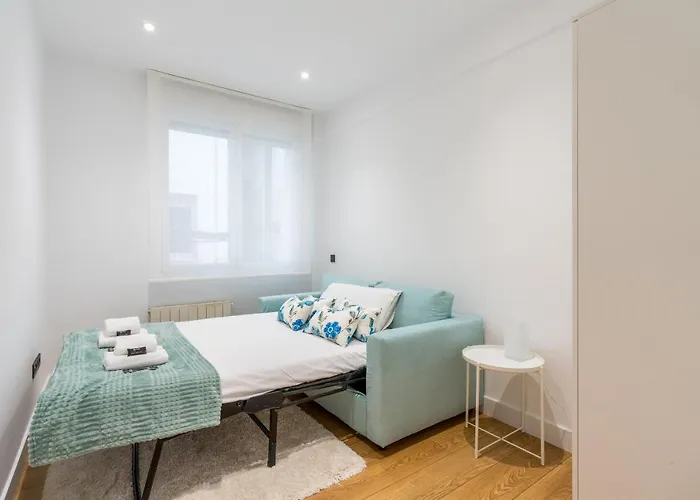 Tiboli By People Бильбао